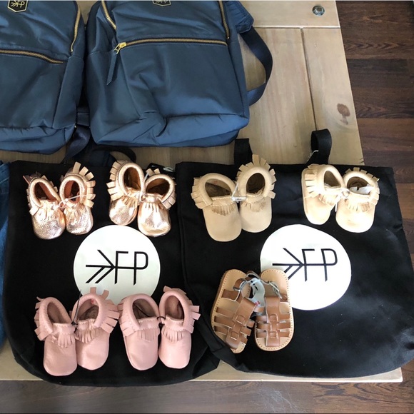 Freshly Picked Handbags - FRESHLY PICKED : Black Canvas Shopping Travel Bag